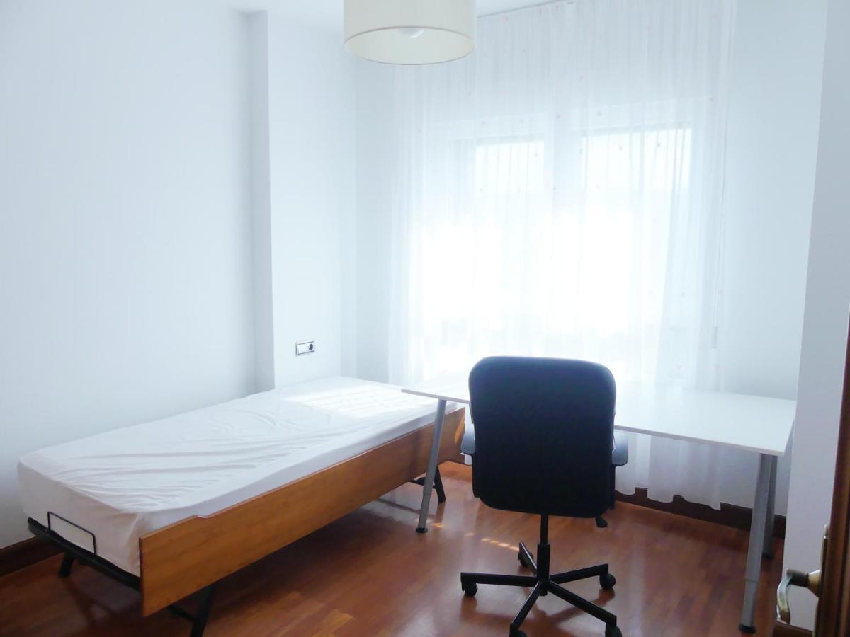 Apartamento funcional y amplio en Calle San Juan Bosco Pamplona Exterior foto